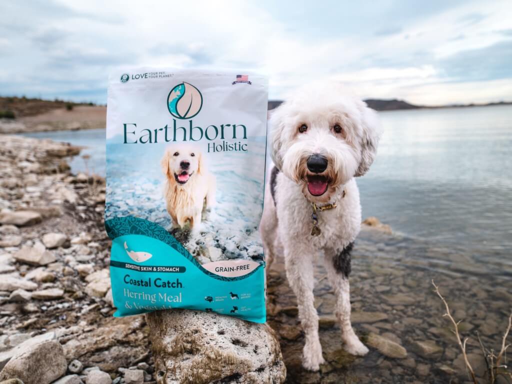 Coastal Catch Earthborn Holistic Pet Food