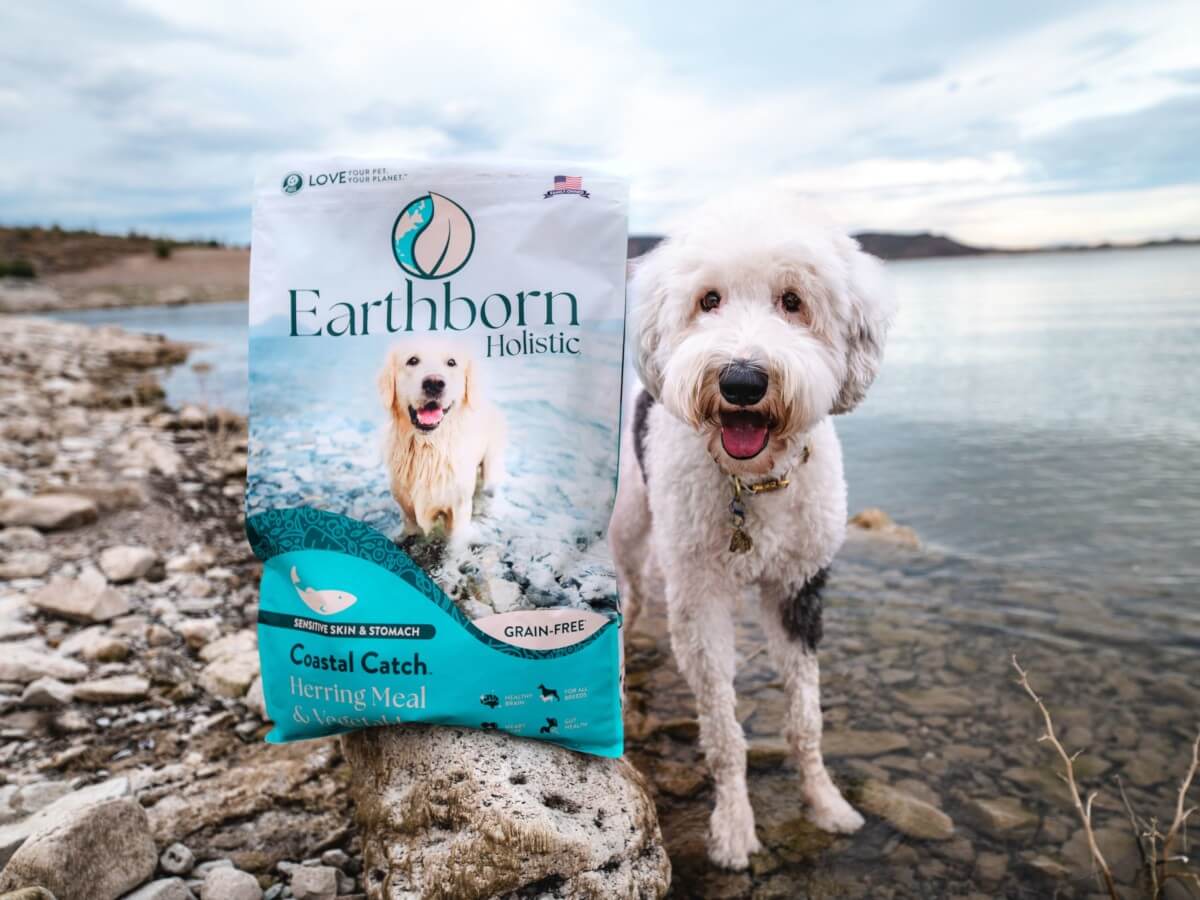 Coastal Catch Earthborn Holistic Pet Food